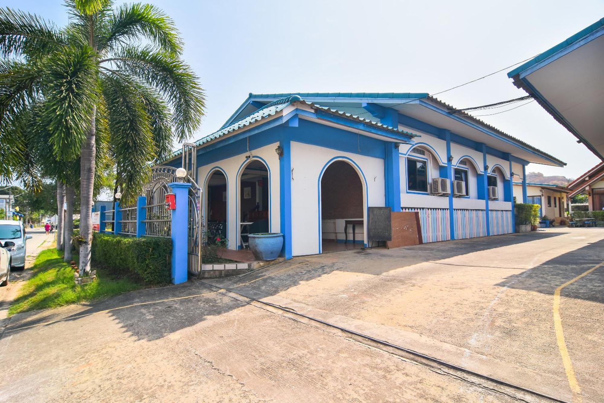 Seaside Hua Hin Hotel Khao Tao Exterior photo