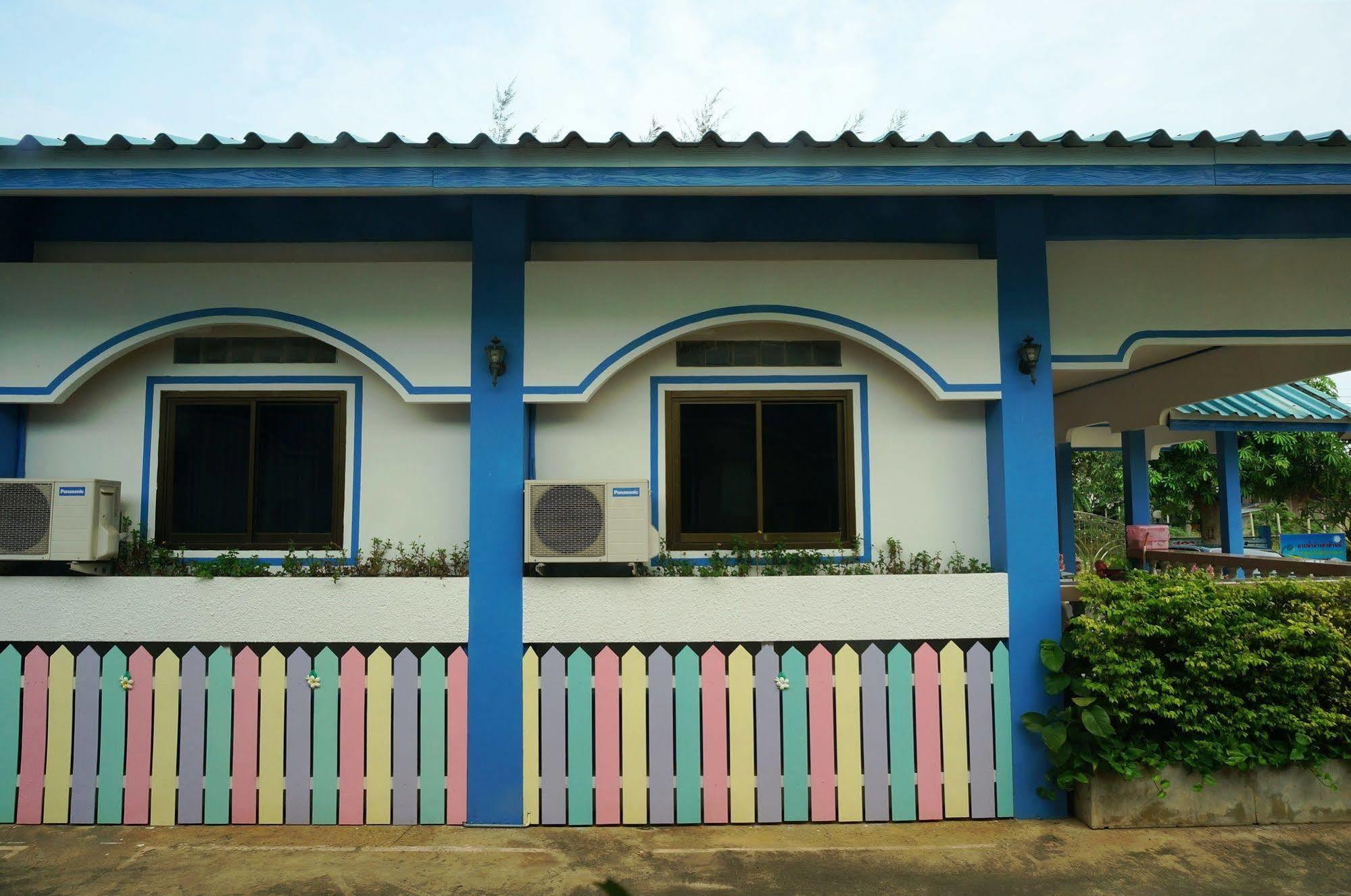 Seaside Hua Hin Hotel Khao Tao Exterior photo