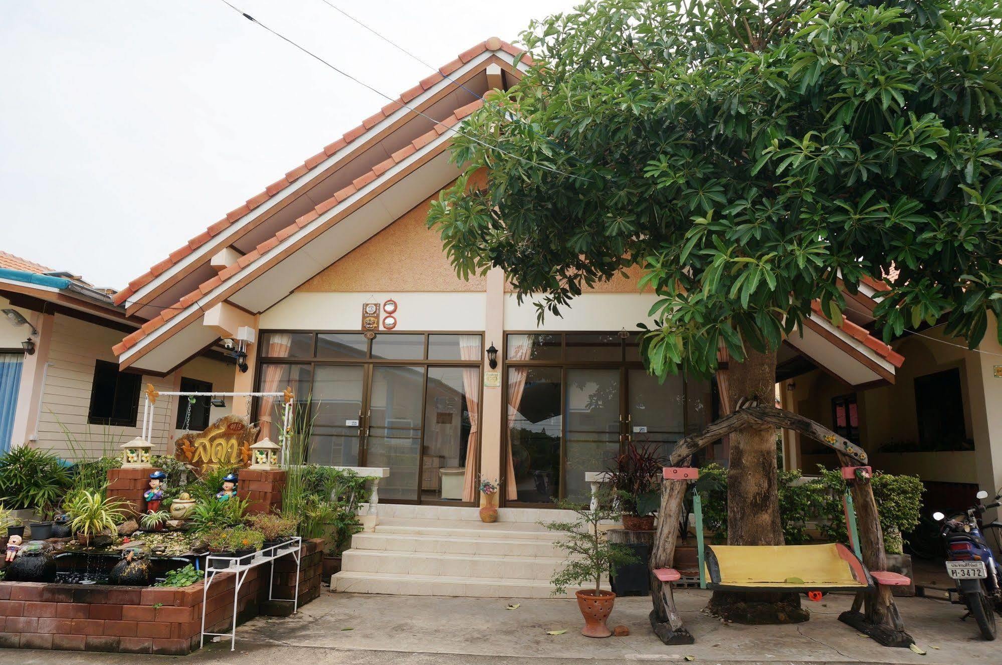 Seaside Hua Hin Hotel Khao Tao Exterior photo